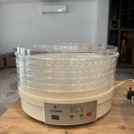 میوه خشک کن اصلا استفاده نشده کاملا نو حتی یکبار هم استفاده