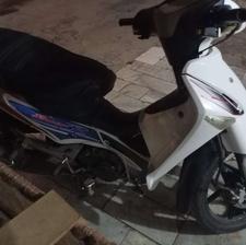 فروشی معامله هم میزنم با بجاج یا هندا