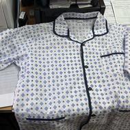 لباس بیمار بیمارستانی