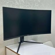 مانیتور آکبند خمیده برند هایسنس