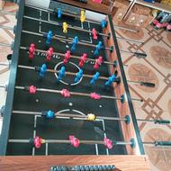 دو عدد فوتبال دستی مشابه هم می باشد