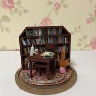 کتابخانه مینیاتوری کاملا دست ساز