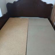 تخت دونفره چوبی با دوتاکفی