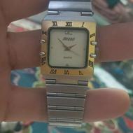 مستاجر هستم باید بدم واسه اجاره میدم وگرنه نمیفروختم