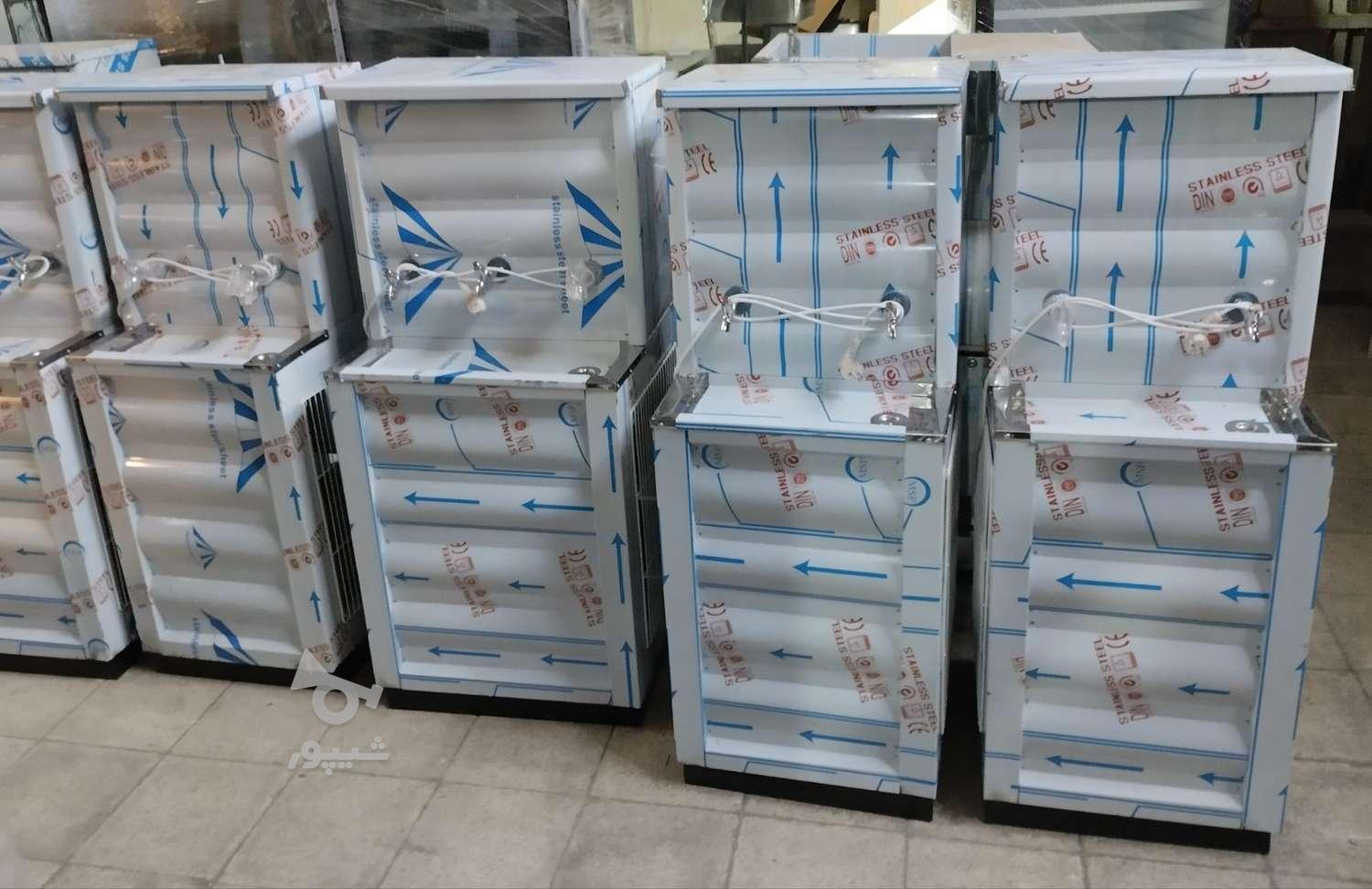 آبسردکن آب سردکن آب سرد کن آبسرد کن آیس بانک در ابعاد مختلف