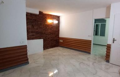 50 متری همکف با حیاط خلوت ورودی شمالی – فول بازسازی شده