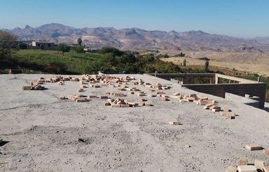 خانه نیمه ساخت