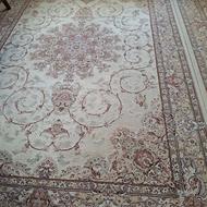 دو تخته فرش 6 متری رنگ نود و کرم(قیمت توافقی)