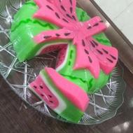 سفارش انواع دسر و ژله و کیک کافی شاپی