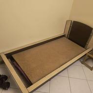 تخت چوبی یک نفره