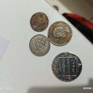 قفل و سکه جات