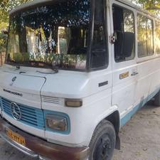 مینی بوس بنز