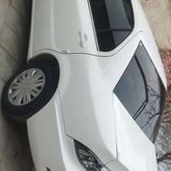 یک دستگاه خودرو سورن پلاسxu7p