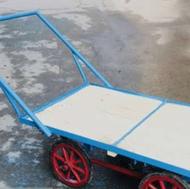 گاری چهار چرخ کاملا سالم