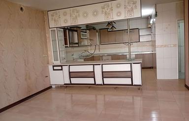 اجاره آپارتمان دوخوابه کف سرامیک طبقه اول