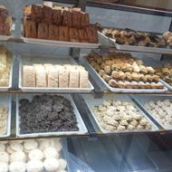 پخش و قبول انواع سفارشات کیک وشیرینی تر