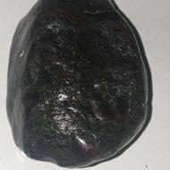 تعداد ی سنگ سیاه مشکوک