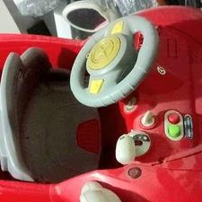 ماشین قرمز بنز شارژی