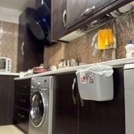 کابینت کار کرده به همراه سینک و هود