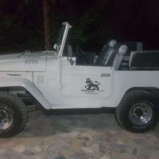 تویوتا دواف لندکروز 1978