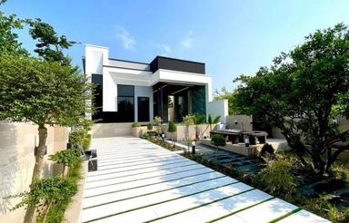 ویلا باغ نما مدرن خوش نشین