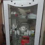 بوفه چوبی طبقات شیشه ای