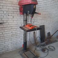 دریل ایستاده .