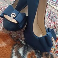 کفش های نو و دس دوم