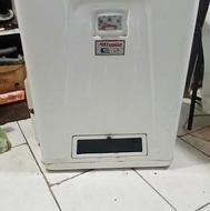 یک دانه ابگرمکن دیفاری مخزن دار 60 لیتری