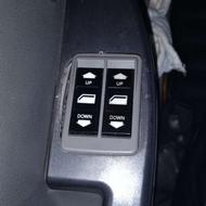 رو دری پراید قدیم و بالا بر شیشه