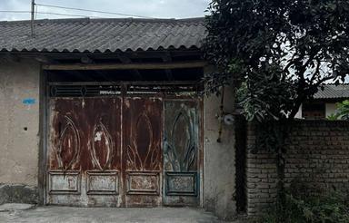 فروش فوری خانه کلنگی قابل سکونت در مکانی آرام