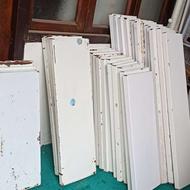 قفسه و تجهیزات فروشگاهی