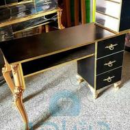 میز ناخن،مانیکور و تجهیزات آرایشگاهی