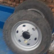 لاستیک نیسان با رینگ