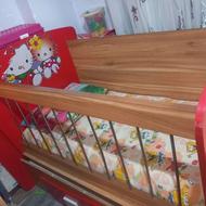 فروش فوری تخت دو منظوره کودک (گهواره ای)و نوجوان