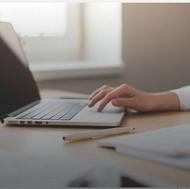 کارشناس فروش و کارمند اداری فروش