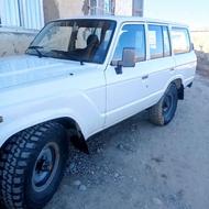 تویوتا استیشن مدل 83 معاوضه با3اف و 4.5 بیسند