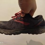 کتونی بروکس گوست11 اورجینال