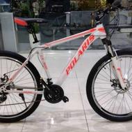 دوچرخه تمیز و سوار نشده