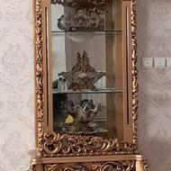 بوفه وساعت ایستاده