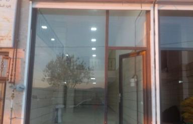 اجاره 220 متر مغازه روبروی دانشگاه گلشهر
