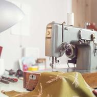 خیاط ماهر در شرکت تولیدی