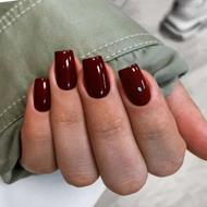 خدمات ناخن قیمت ها نصف شد