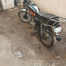 موتور سیکلت همه چیز سالم