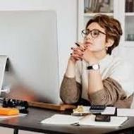 نیازمند به پاسخگو استوری خانم برای فروشگاه پوشاک زنانه هستیم