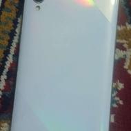 گوشی سالم هست الان هم خودم دارم استفاده می‌کنم