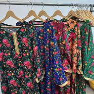 پیراهن گلدار ساحلی قواره بزرگ با طرح طلاکوب