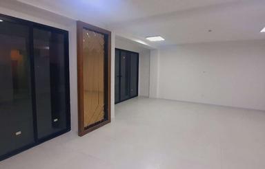 رهن و اجاره 150 متر دوخواب لوکس تجاری در بر اصلی شهابی