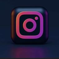 ادمین حرفه ای به عکاسی و تولید محتوا