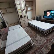 تخت تاشو و کمد